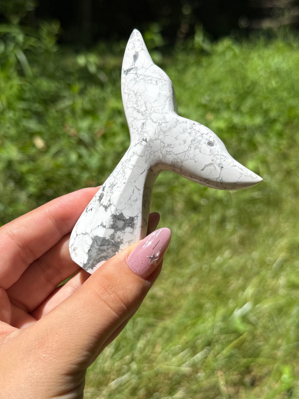 Howlite Whale (Mermaid) Tail A