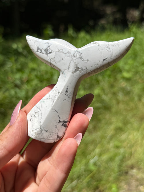 Howlite Whale (Mermaid) Tail D