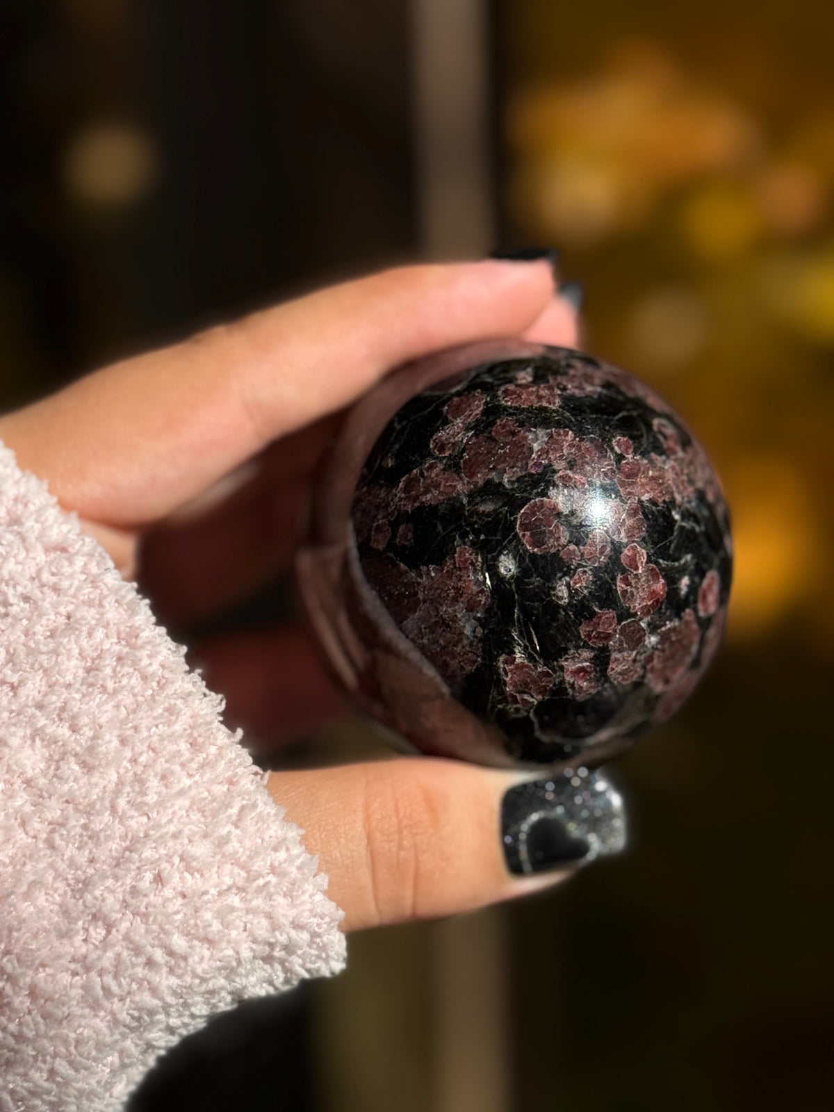 Arfvedsonite with Garnet Sphere (s)