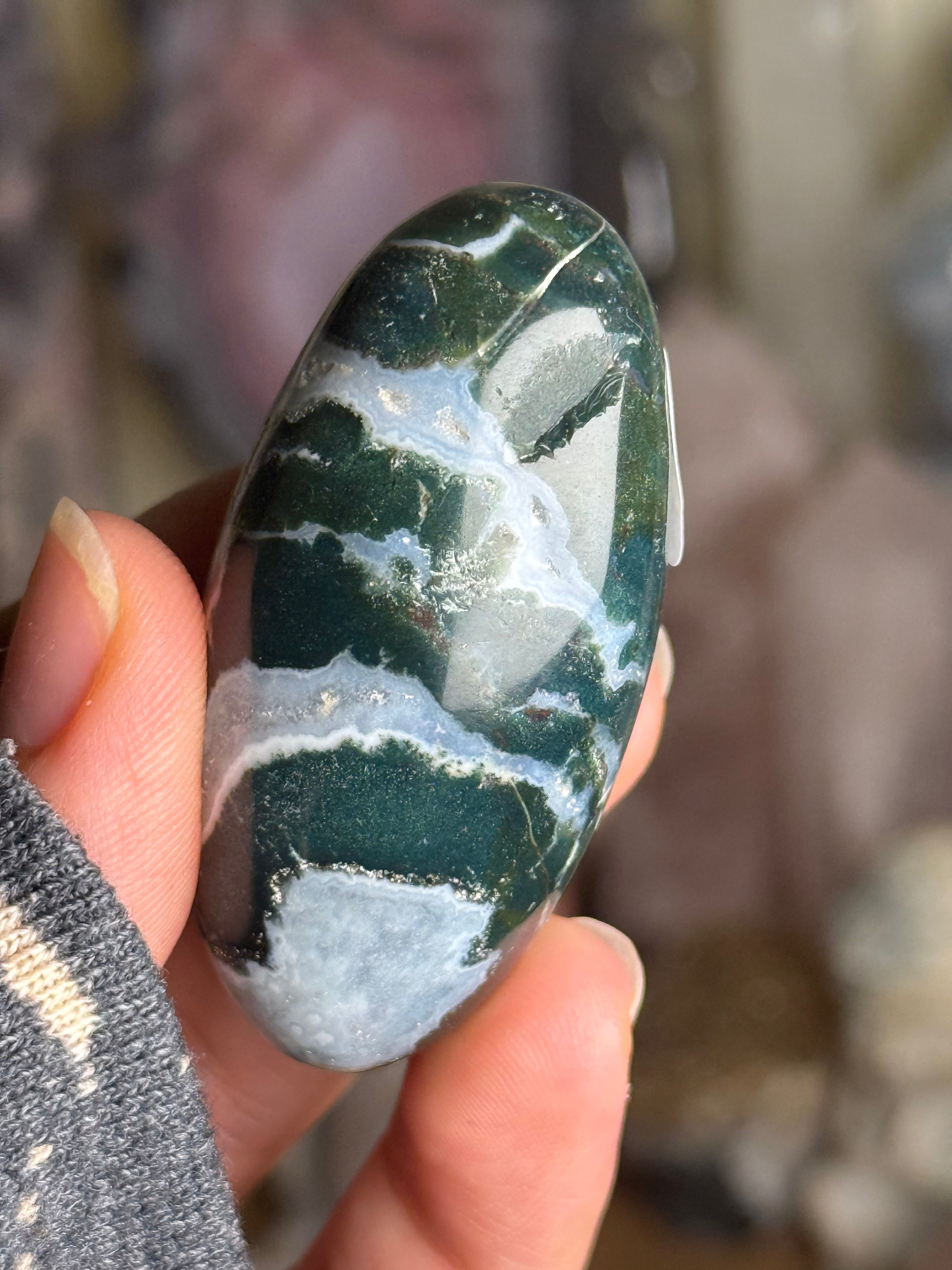 Green Sardonyx Shiva Lingam C