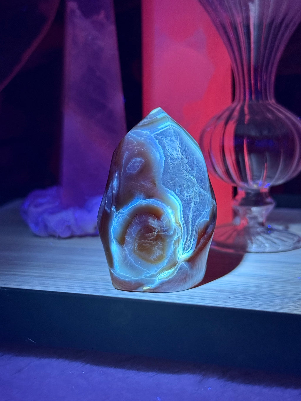 Carnelian Flame Creamy Chalcedony
