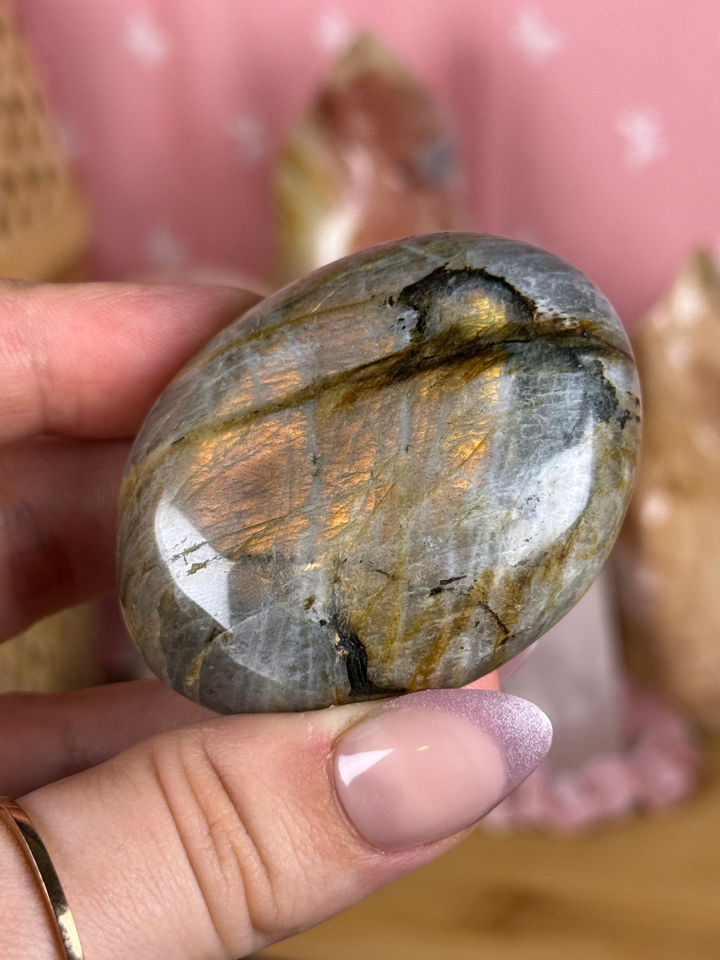 Labradorite Palmstone Orange/Pink