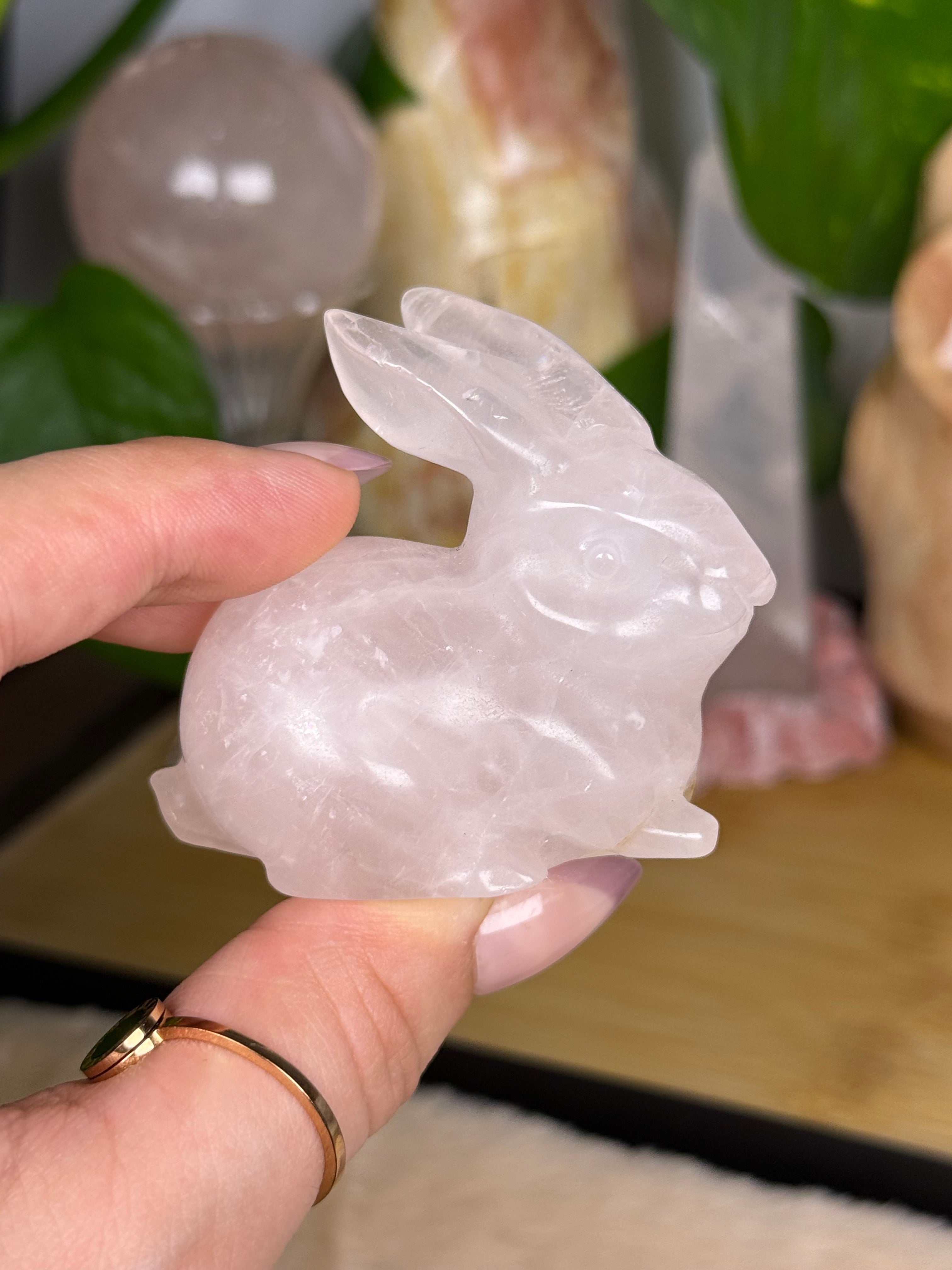 Rose Quartz Bunny | Rabbit Crystal Carving