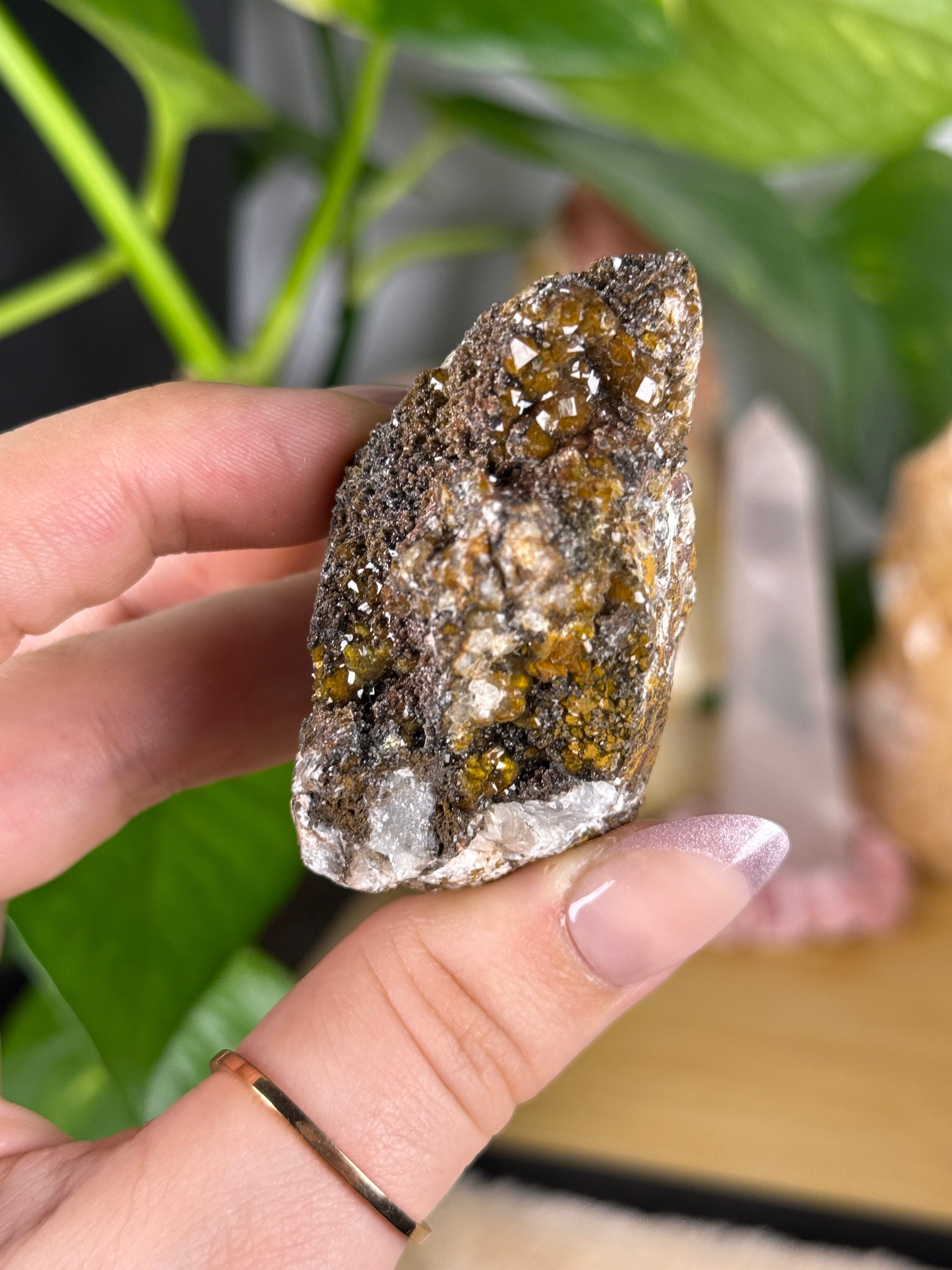 Manganese in Quartz D | Druzy Specimen | Quartz with Manganese Inclusions
