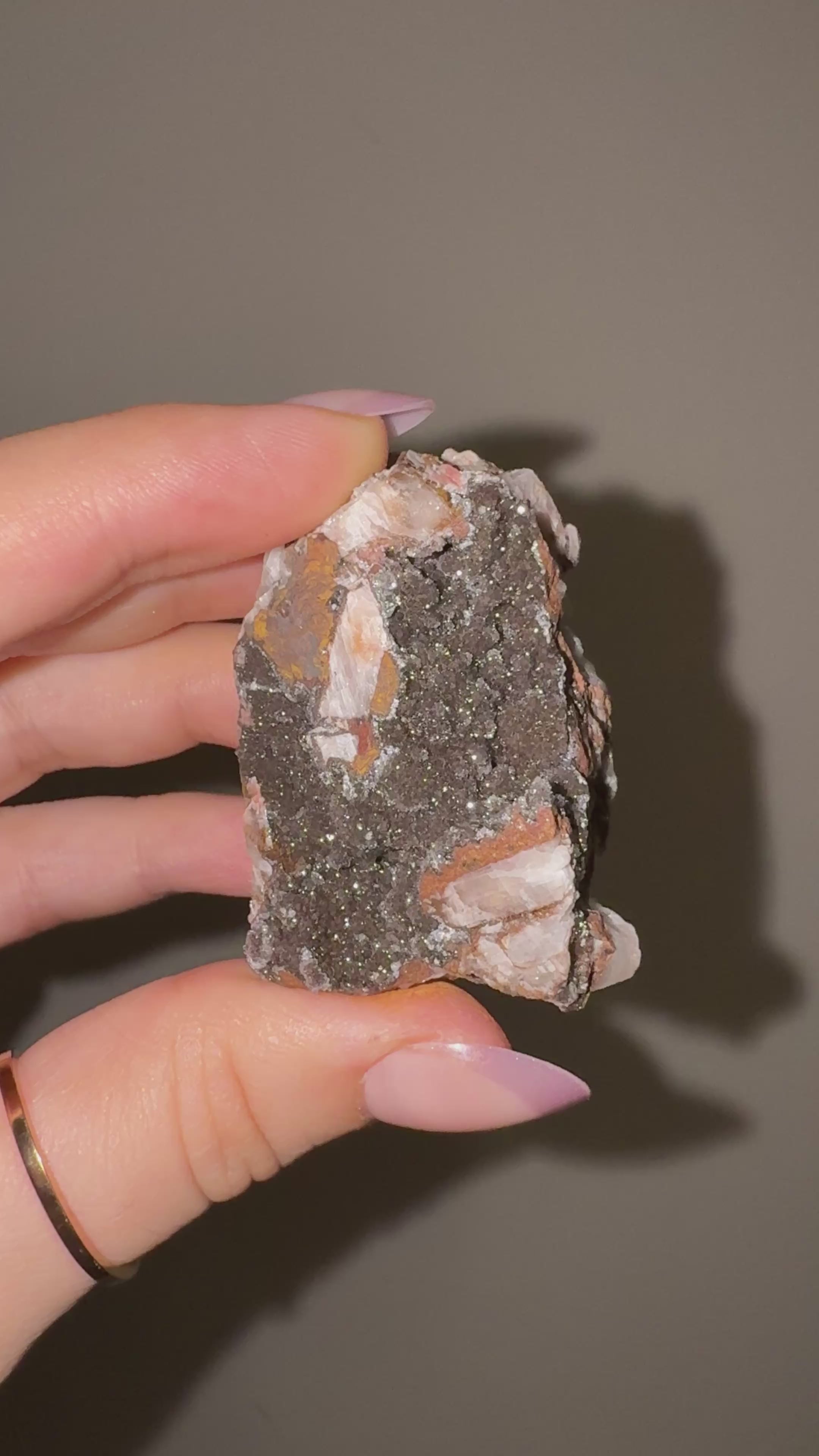 Manganese in Quartz A | Druzy Specimen | Quartz with Manganese Inclusions